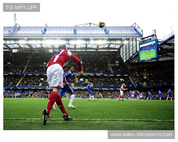 多支球队加紧定位球专项训练以战术创新打造制胜法宝提升比赛竞争力